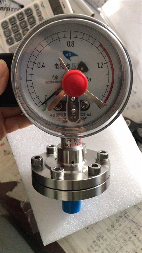 電接點壓力表