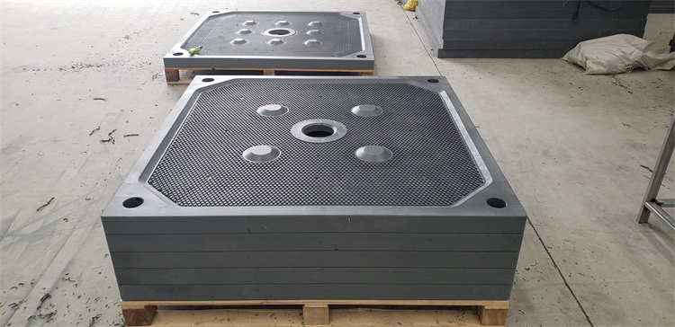 壓濾機濾板車間展示 (2)